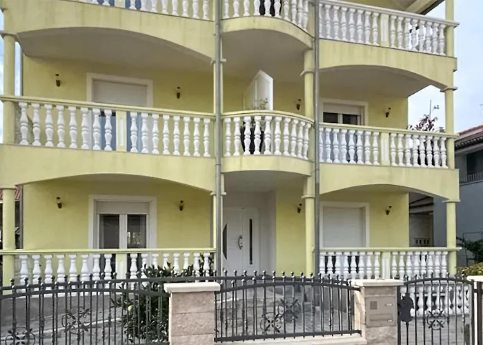 Beautiful In Apartment *